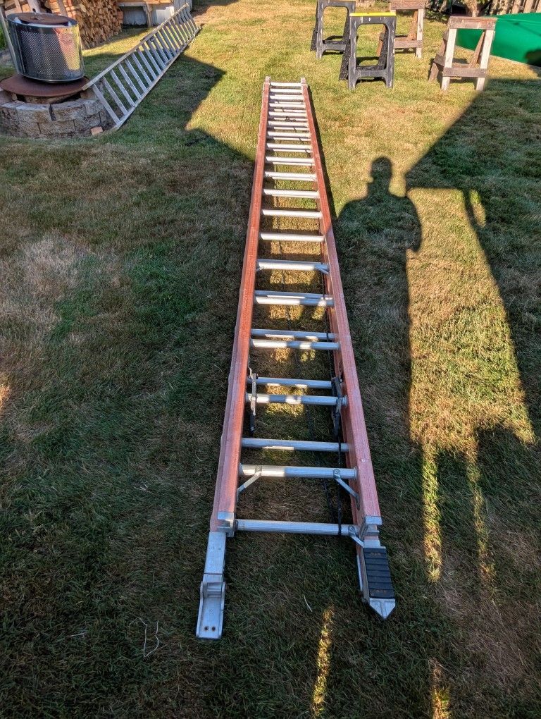 Extra Heavy Duty 36-ft Ladder