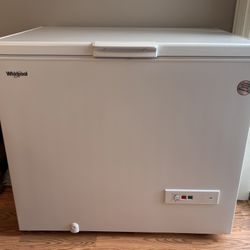 Freezer Chest 9 cf Whirlpool 