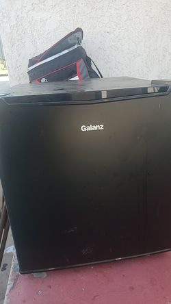 Galanz mini fridge