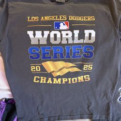 Dodgers T-shirt Medium 