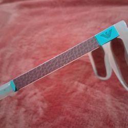  Emporio Armani
Emporio Armani Women's Ea3205 Round Sunglasses
