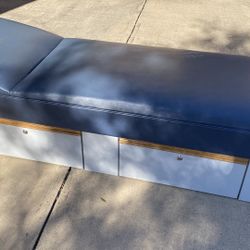 Nurse’s Bed Daybed Office Work School Sleep Home 