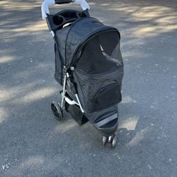 Brand new pet stroller plus a free Collapsible Dog Crate