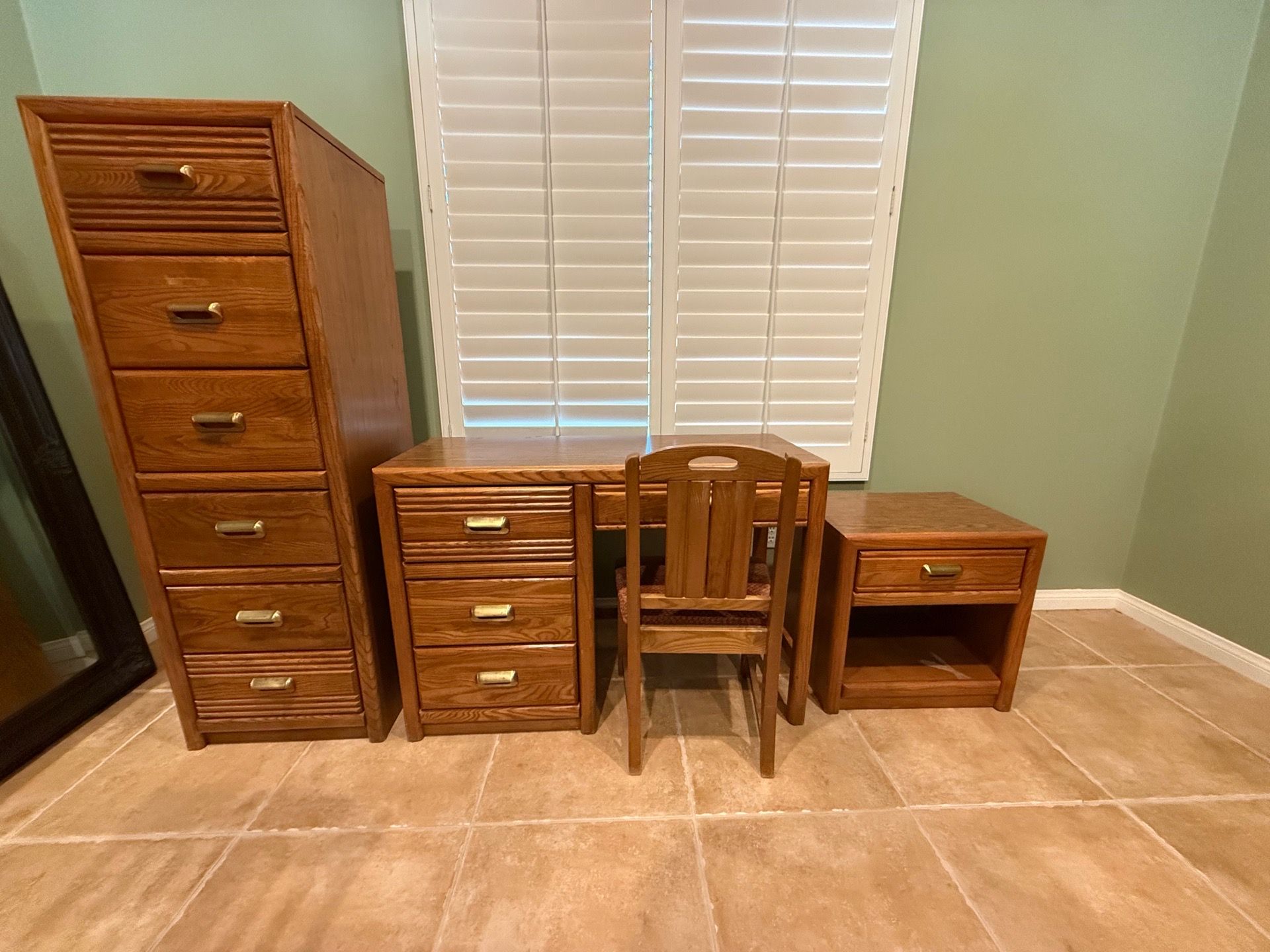 Bedroom set