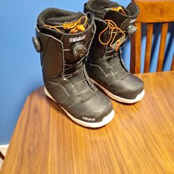 Thirty-two Two Dounle BOA  Sniwboard  Boots W 8.5