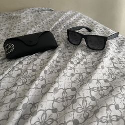 Ray-Ban Justin Classic Sunglasses