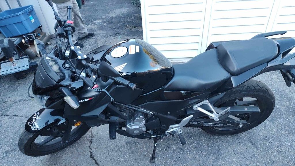 Honda CBF 300