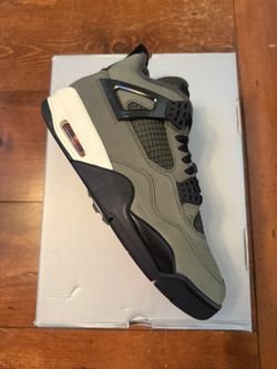 Nike Air Jordan 4 Undefeated Size 9.5