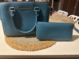 MK Purse And Wallet 