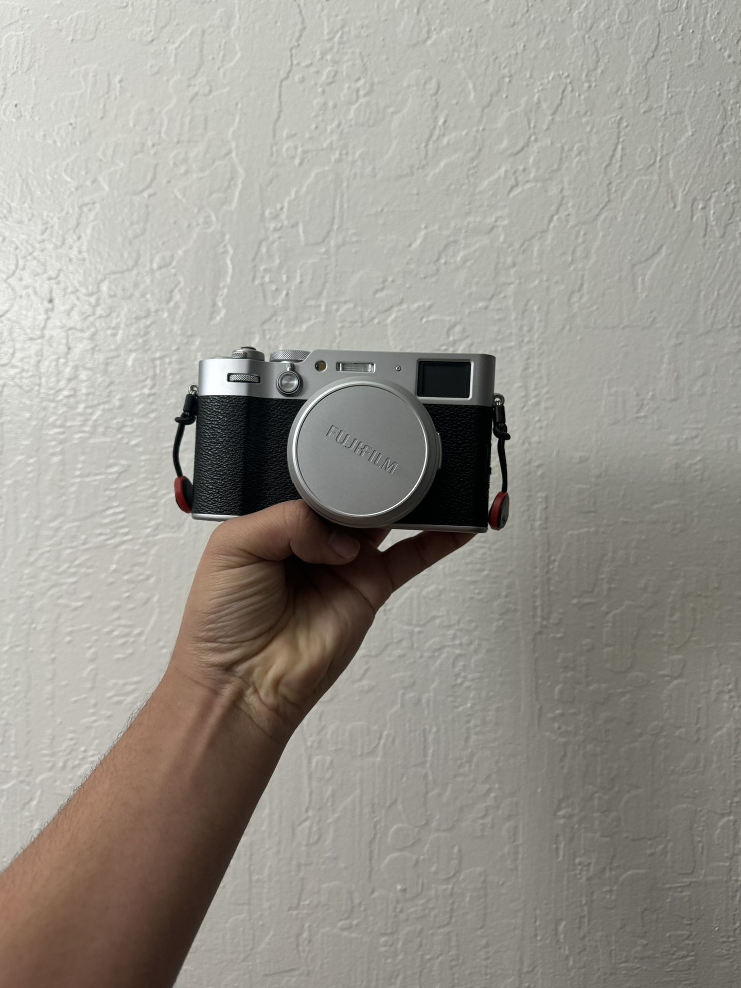 Fujifilm X100vi Silver