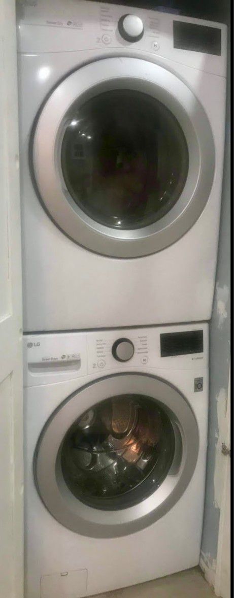 LG Stackable Washer & Dryer