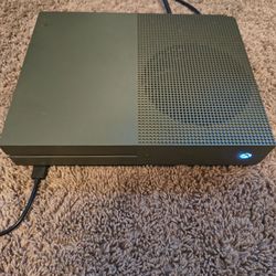 1tb Xbox s and game