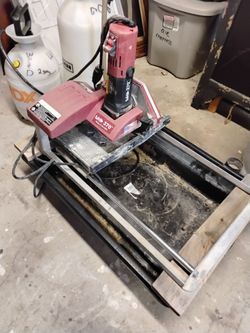 Tile saw