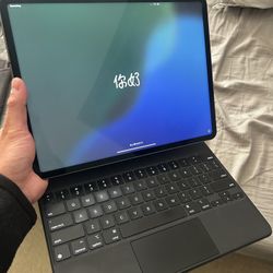 iPad Pro 12.9 5th Gen 1TB 