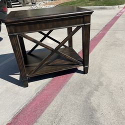 End table