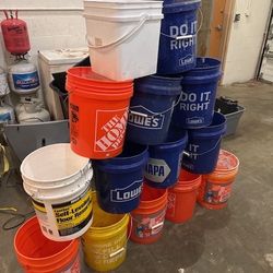 Buckets And Coolers 