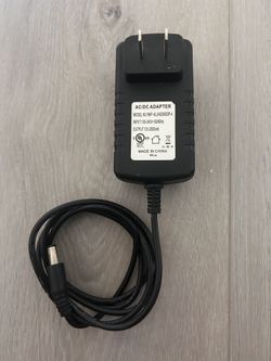 AC/DC Adapter