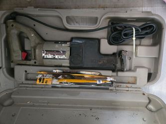 Porter-Cable Reciprocating Saw with Case
