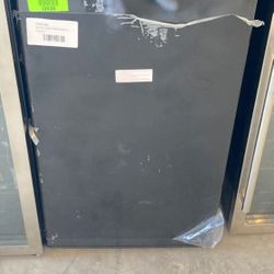 Magic chef ❄️Mini refrigerator❄️ HMR440 BT