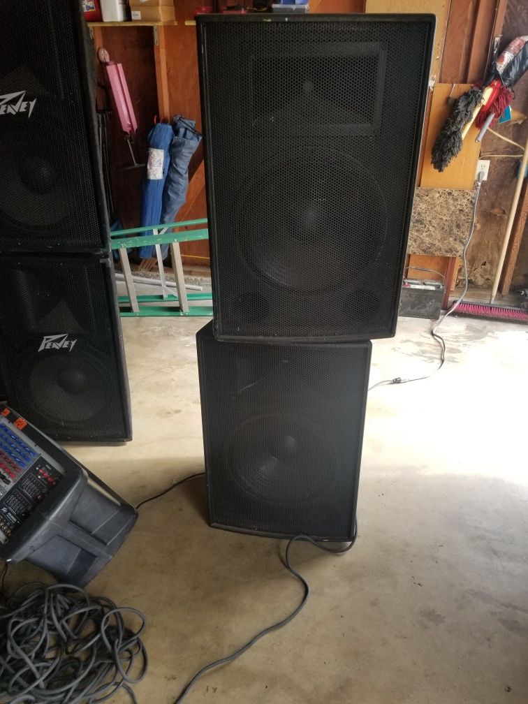 15" 2 way speakers EAW