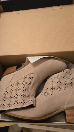 Cole Haan Boots Size 8