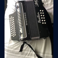 HOHNER PANTHER SOL