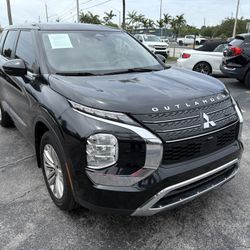 2023 Mitsubishi Outlander