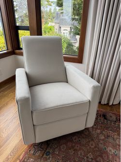 Glider rocking chair