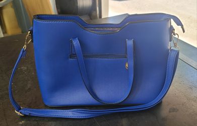 Like New Sweet SA Blue Purse