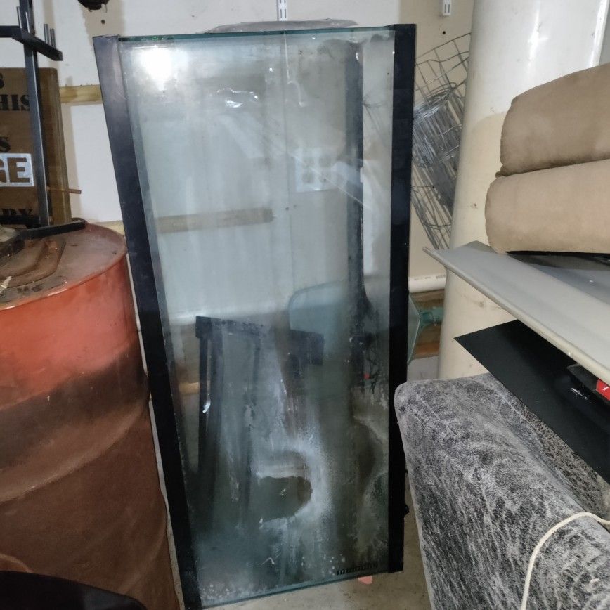 Large Fish Tank - No Know Leaks