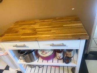 Kitchen cabinet