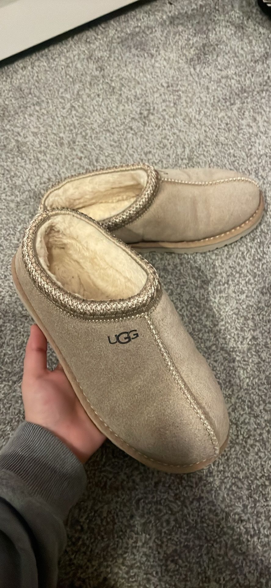 UGG Tasmans slippers