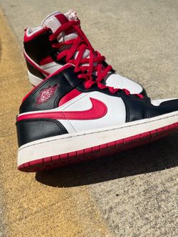 Air Jordan 1 Mid "White Very Berry" 6.5Y