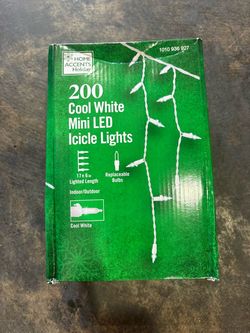 200 cool white mini LED icicle lights