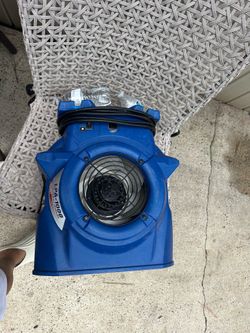 Low profile air mover