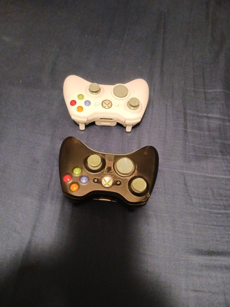 2 Xbox Controller