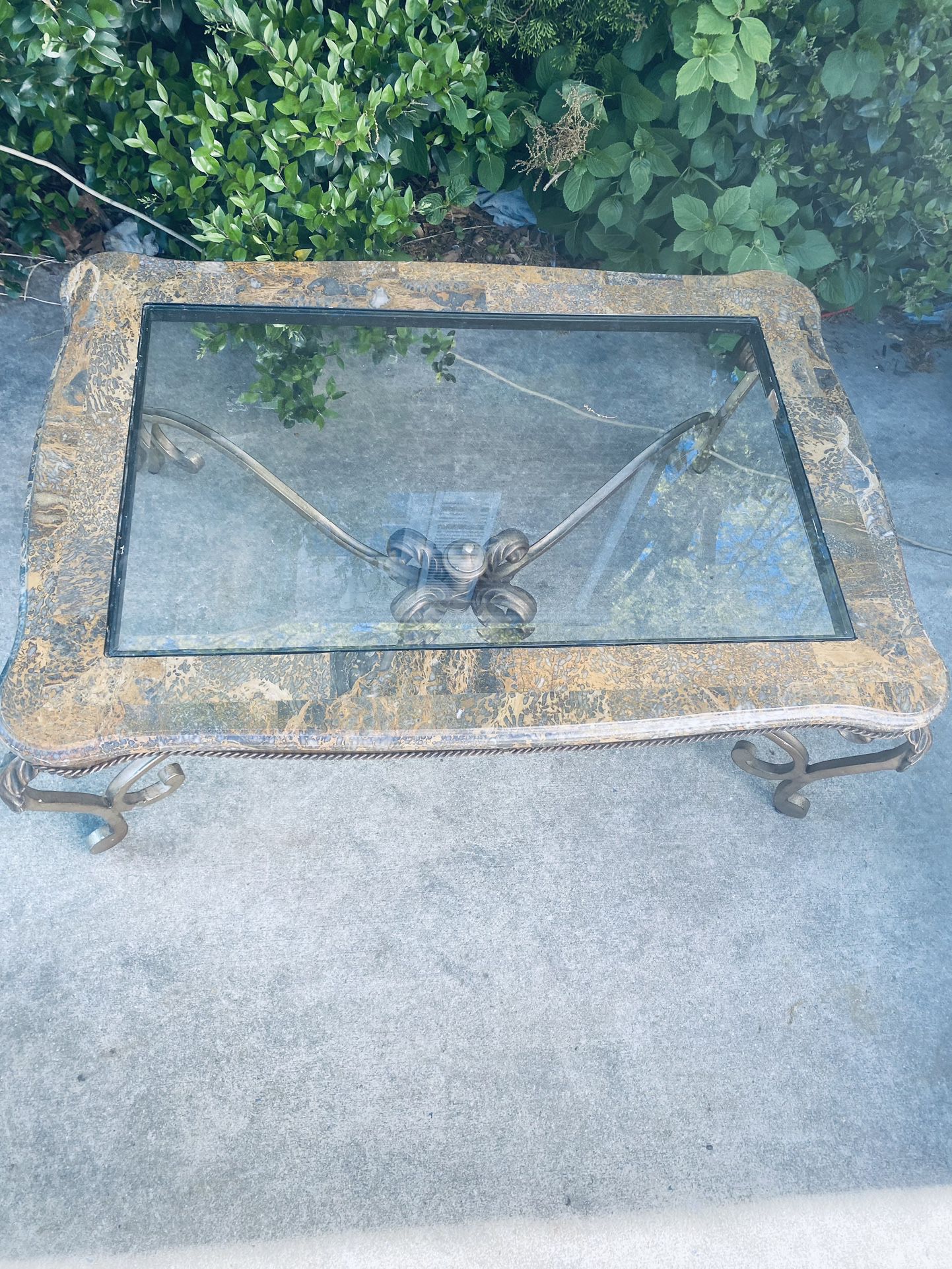 C2384 Marble/Glass Coffee Table