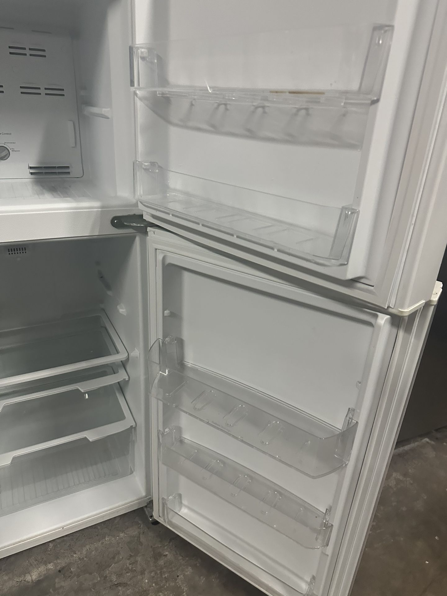 Top And Bottom Refrigerator for Sale in Miami, FL OfferUp