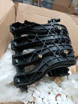 04-05 Chevy Aveo 1.6l Intake Manifold Genuine