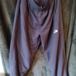 New North Face Pants -With Tags 