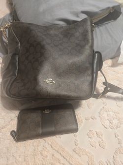 COACH 2 PC SET