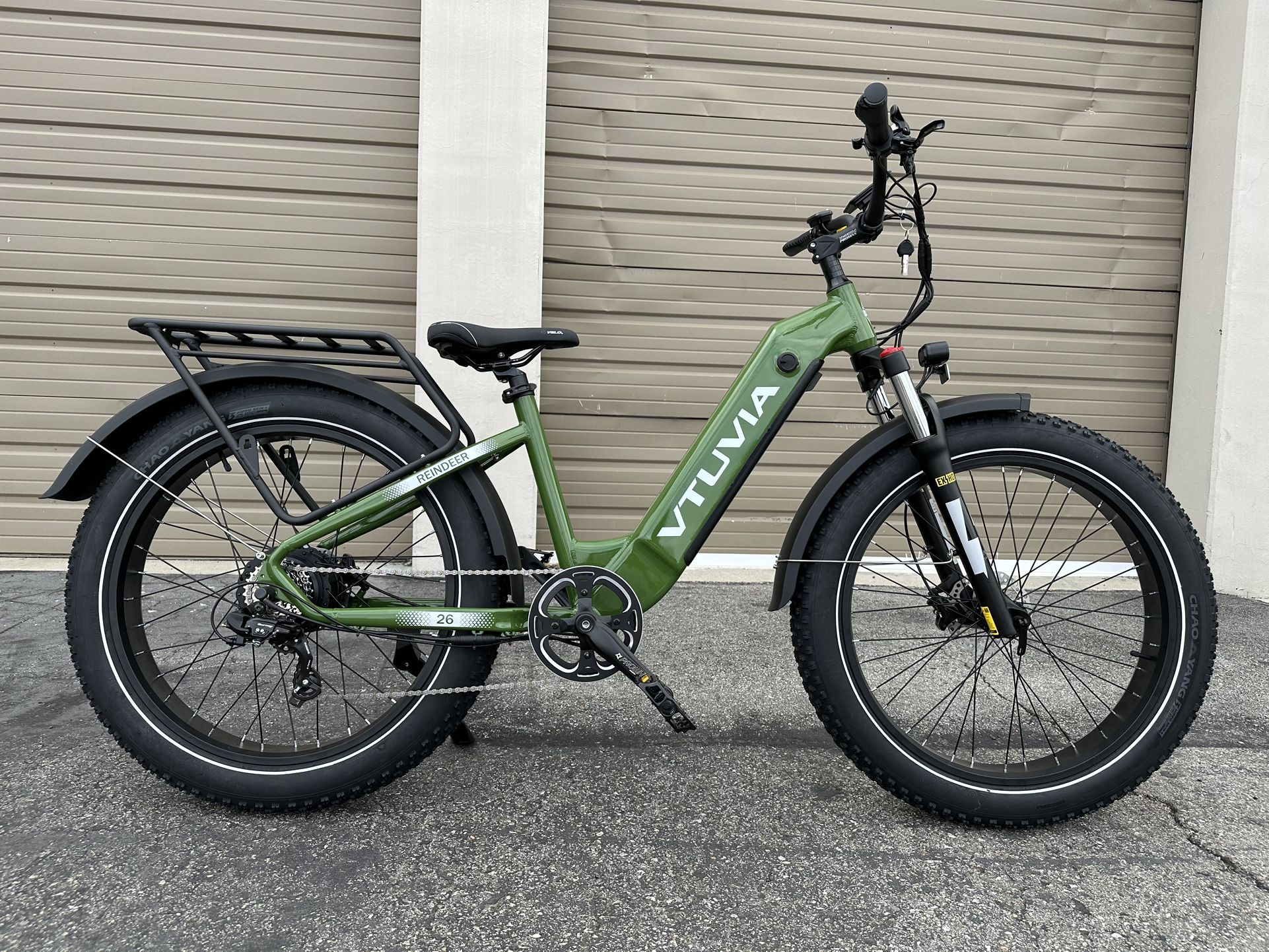 VTUVIA Reindeer 750 Watts 26 Inch Step Thru Electric Bike In Green
