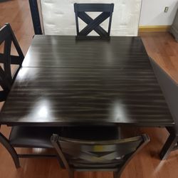 *Weekend Special!!!*---Charming Kelly Dining Table Sets W/4 Chairs And Bench---Delivery And Financing🤠