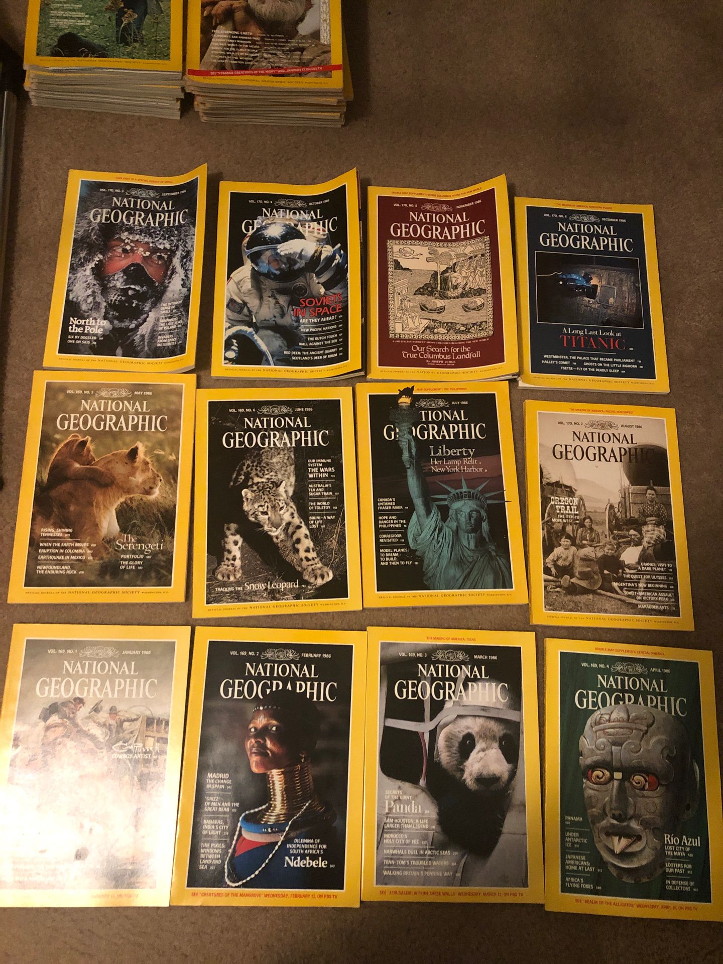 National Geographic Magazines 1986 (all 12)