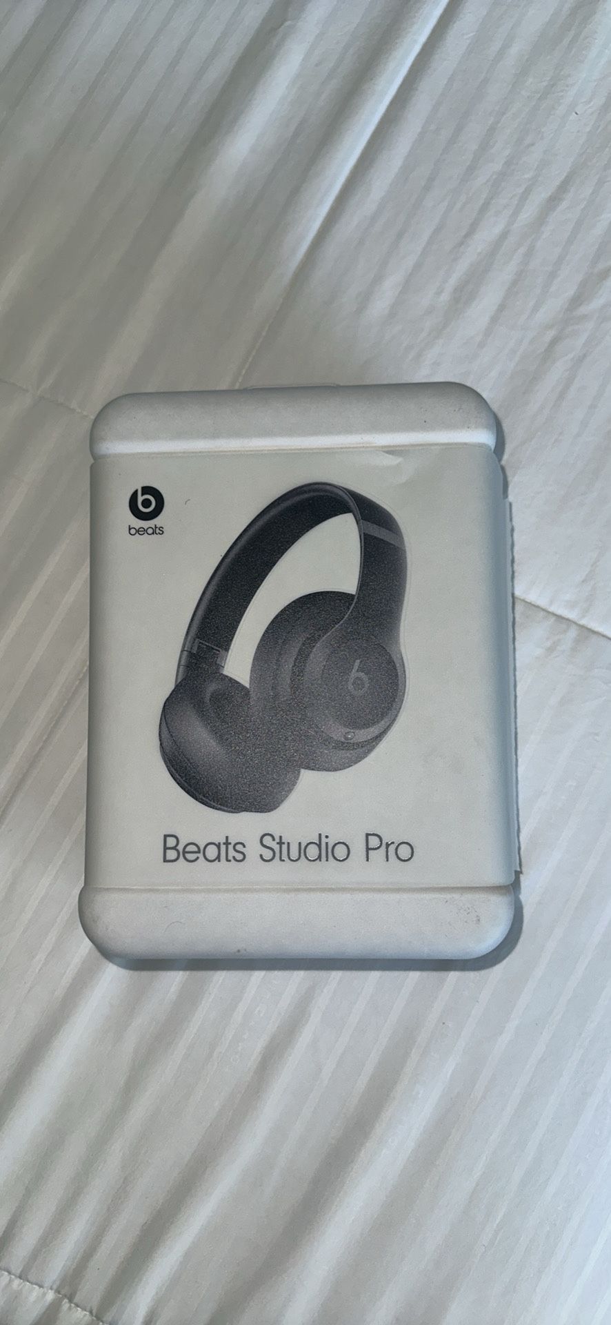 Beats Studio Pro-Black