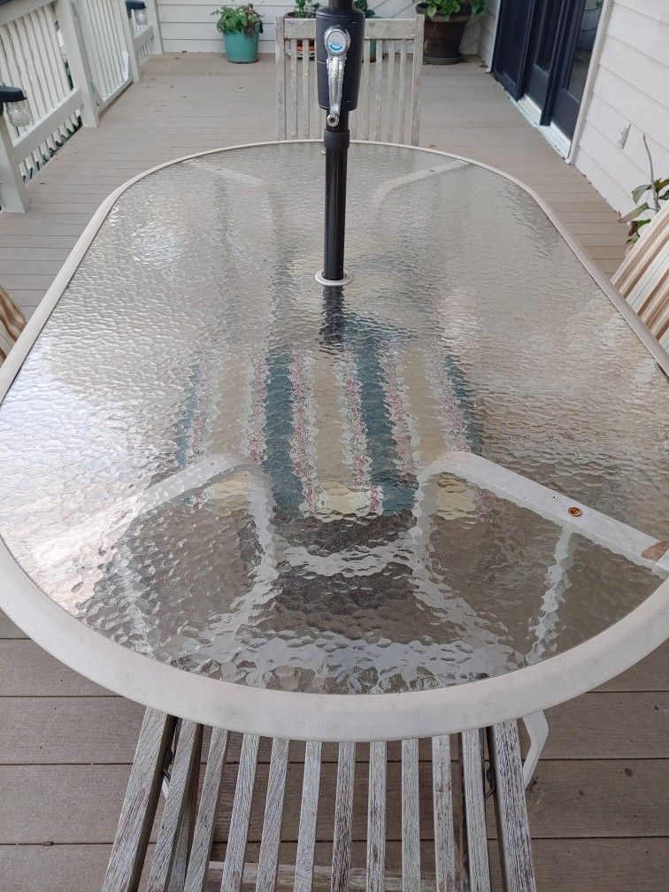 Patio table With Umbrella, & Stand