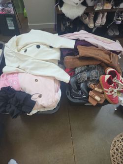 Women clothes/shoes