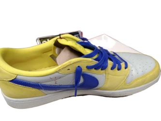 Nike Dz4137-700 Yellow