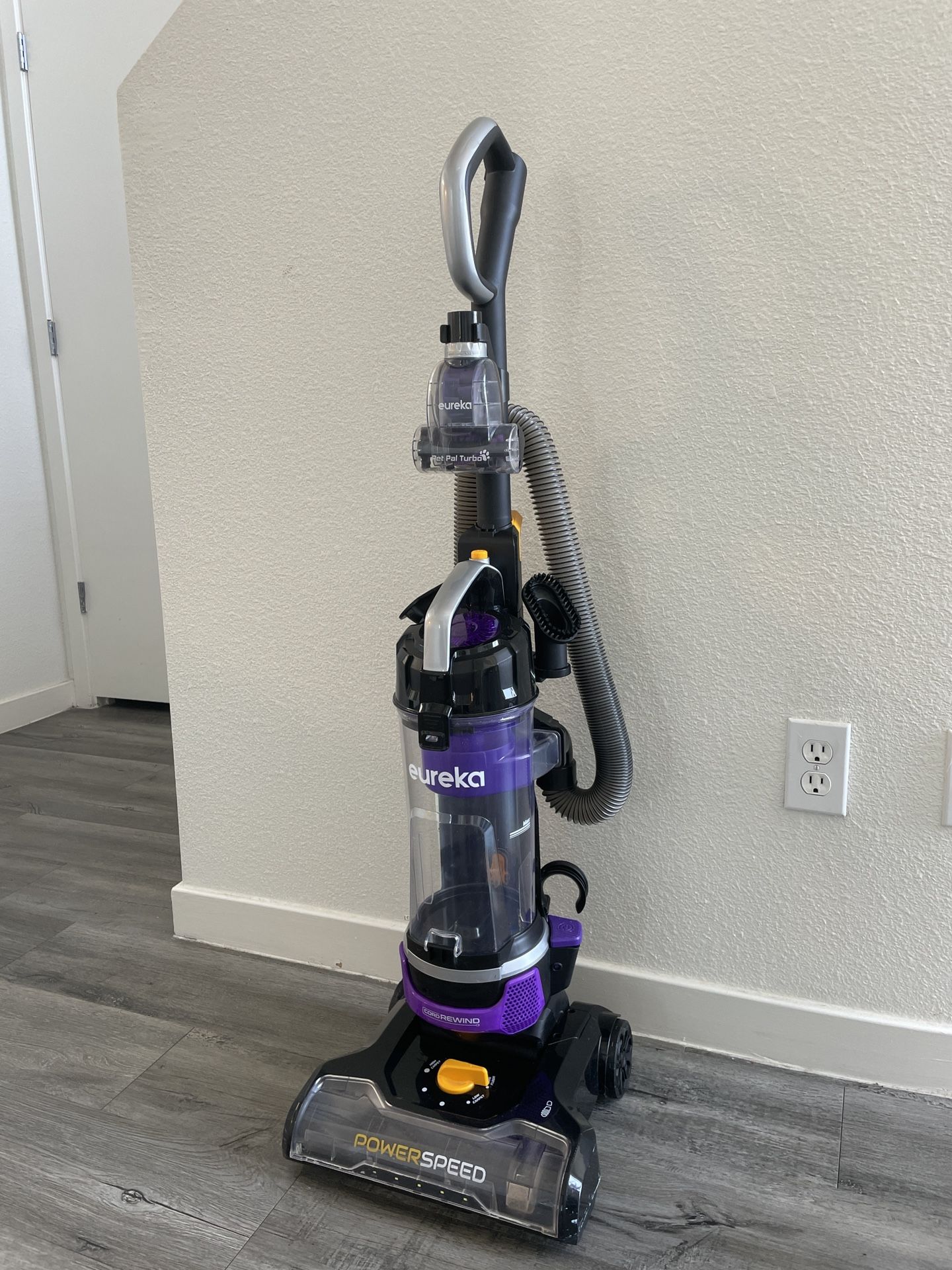 Eureka NEU202 Vacuum Cleaner (Carpet OK!)