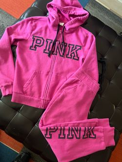 Pink vs set for women